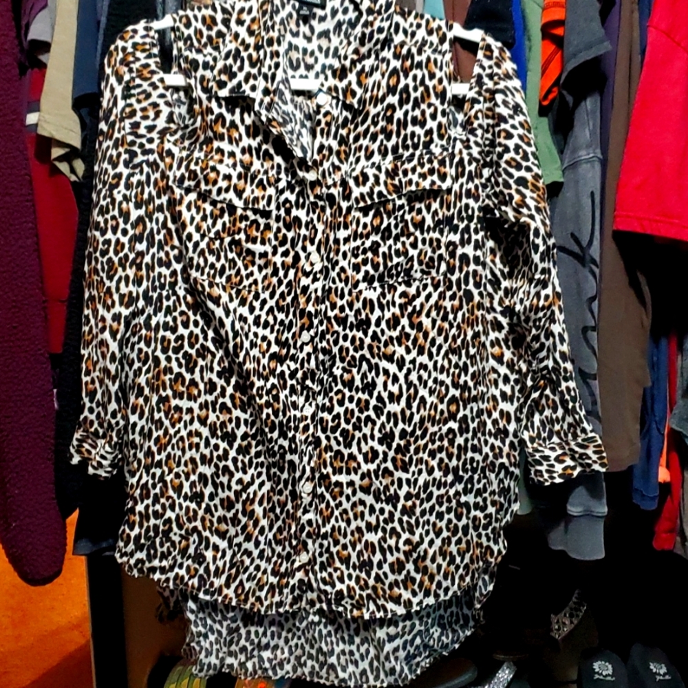 A.N.A Button Down Shirt sz xl